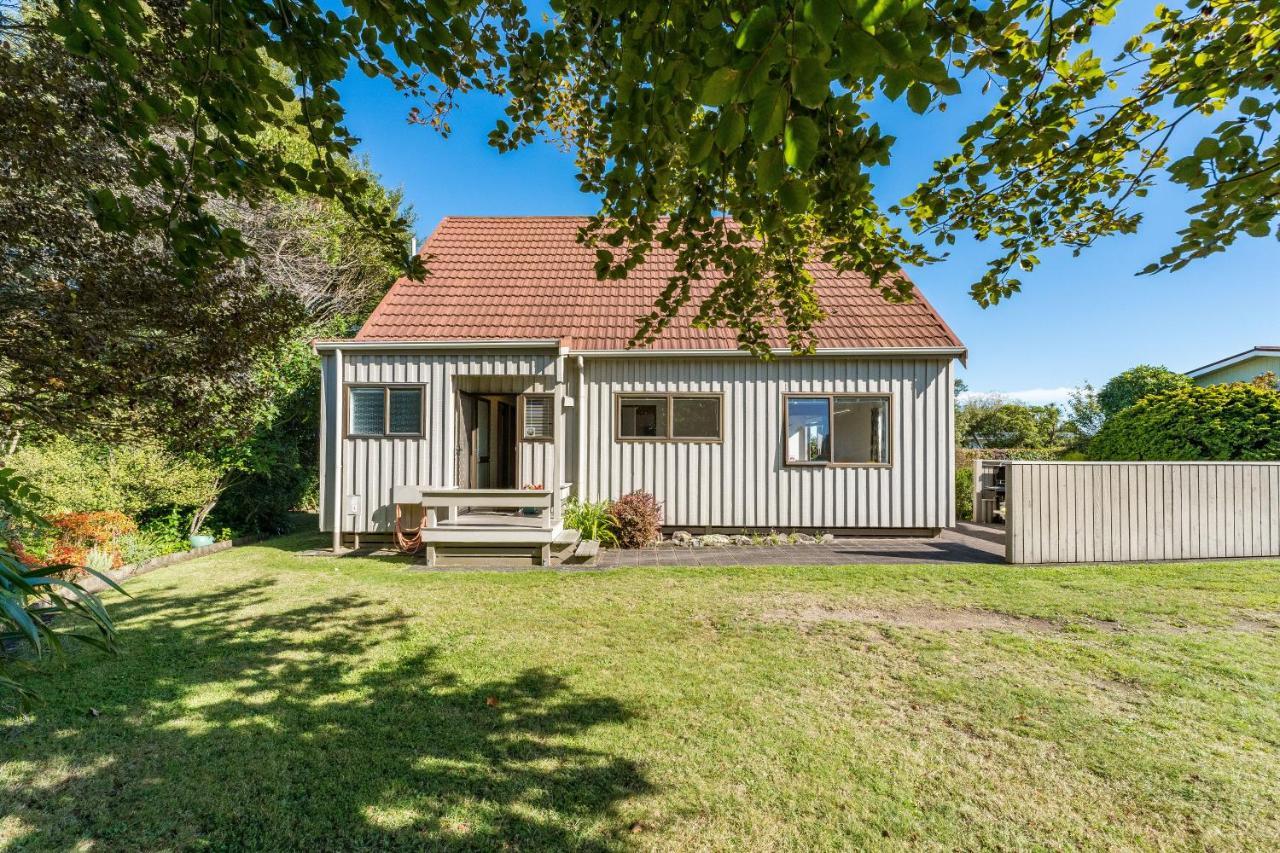 Tranquil Retreat Villa Taupo Exterior photo